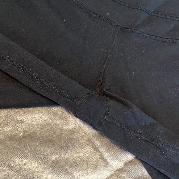 Lululemon capris - Picture 3 of 8